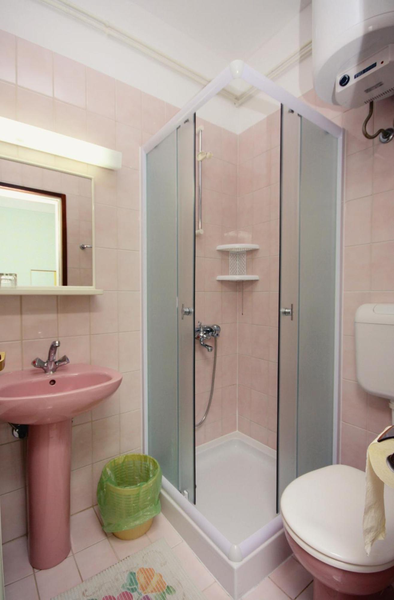 Apartments And Rooms By The Sea Barbat, Rab - 4973 Rab Town Esterno foto