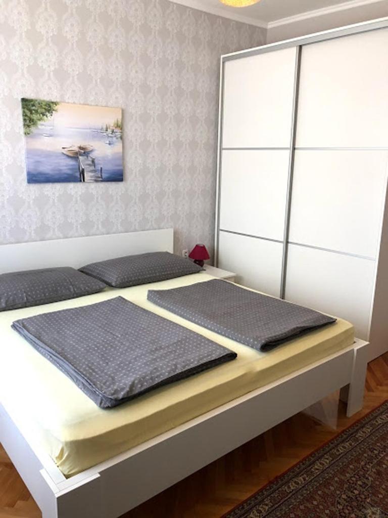 Apartments And Rooms By The Sea Barbat, Rab - 4973 Rab Town Camera foto