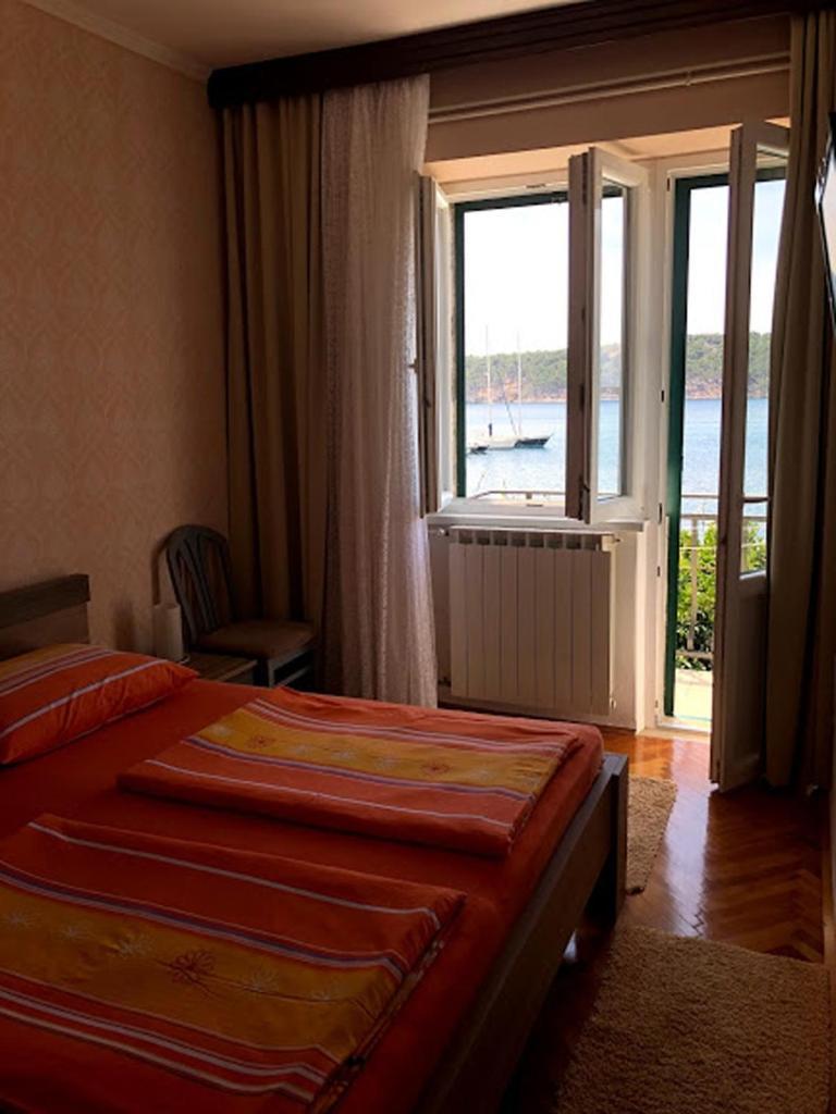 Apartments And Rooms By The Sea Barbat, Rab - 4973 Rab Town Camera foto